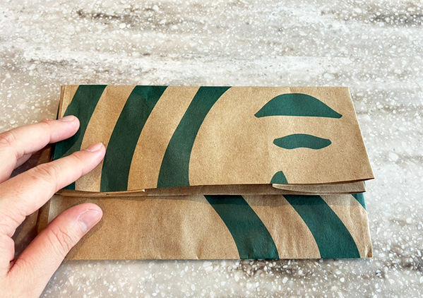 使い道がなくて溜まってる紙袋　5分でできる、知って得する活用法に「考えた人天才」