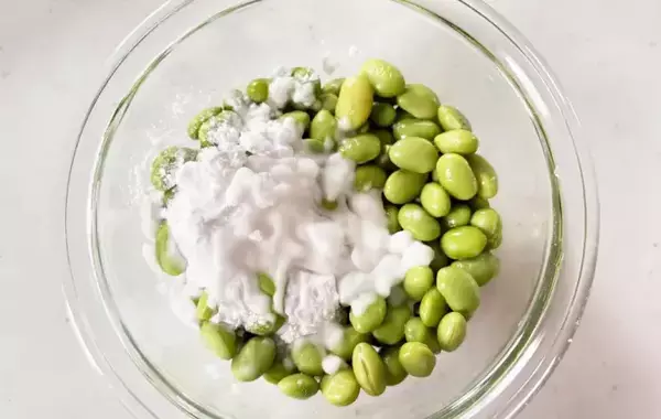 むき枝豆を『片栗粉』と混ぜて…　できたものに、子供が「もっとないの？」と激ハマり