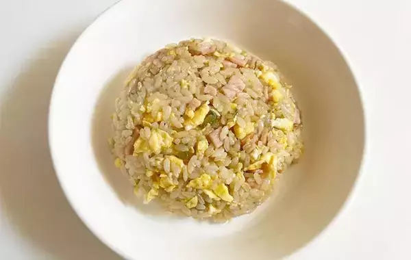 いつものチャーハンに「大さじ2杯」入れてみて！　試してみたら、子供が「おかわり！」