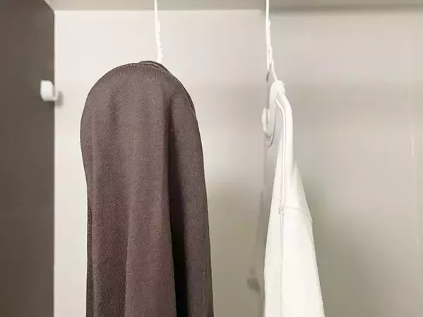 針金ハンガーとペットボトルで？　警視庁が教える意外な活用法に「全然違う！」