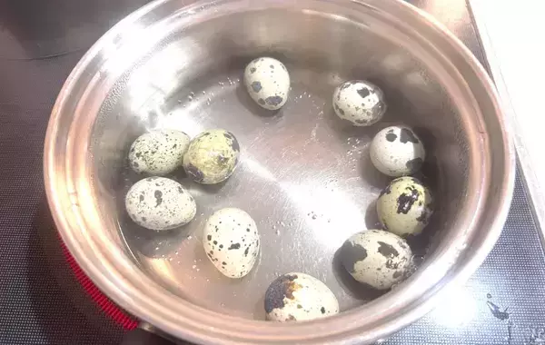 『岩下の新生姜』のピンクの漬け液　思わぬ活用法に「コクが生まれた！」