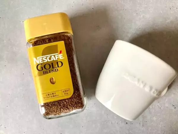 マグカップに粉を入れるの、待った！　インスタントコーヒーのおいしい作り方とは？