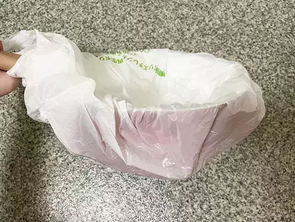 余ったビニール袋を活用して！　3つのアイテムで即席バケツを作ってみると…？
