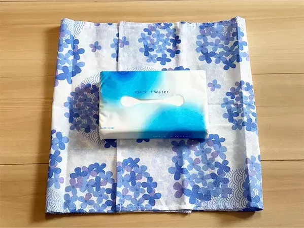 手ぬぐい1枚で縫わずに作れる！　5分で完成したティッシュケースに「簡単すぎて驚いた」