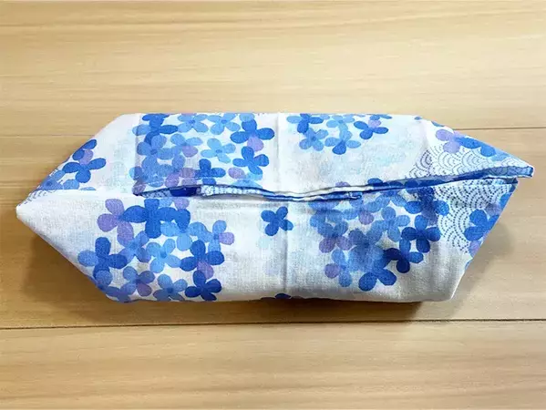 手ぬぐい1枚で縫わずに作れる！　5分で完成したティッシュケースに「簡単すぎて驚いた」