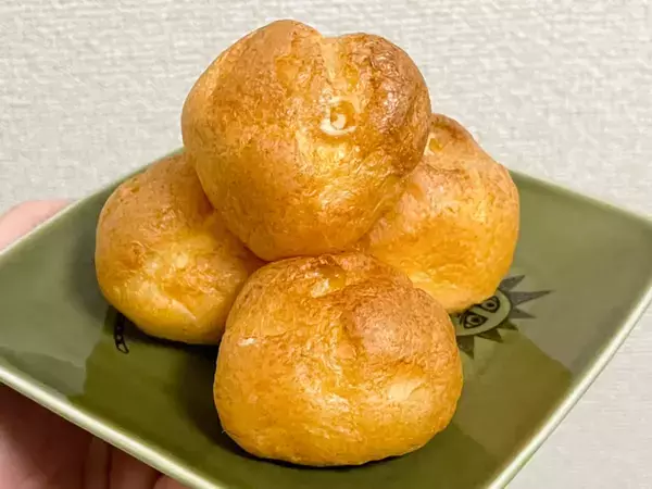 切って生ハムとトマトを挟むだけ　簡単でおしゃれな前菜、使ったのは…？