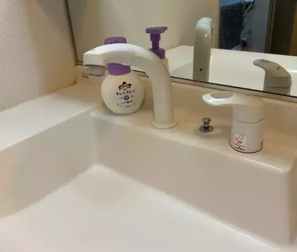 黒ずみがごっそり取れた！　ビニール紐を使った蛇口掃除に「簡単すぎる」「早速試す」