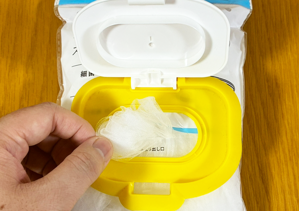 ウェットシートの蓋の『じゃない使い方』3選　手放せなくなるアイディアとは？