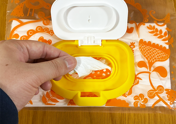 ウェットシートの蓋の『じゃない使い方』3選　手放せなくなるアイディアとは？