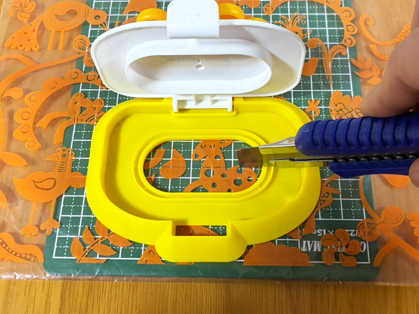 ウェットシートの蓋の『じゃない使い方』3選　手放せなくなるアイディアとは？