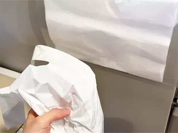 1分で完成！　余ったクリアファイルを「サッと取り出せる」ビニール袋収納に変える裏ワザ