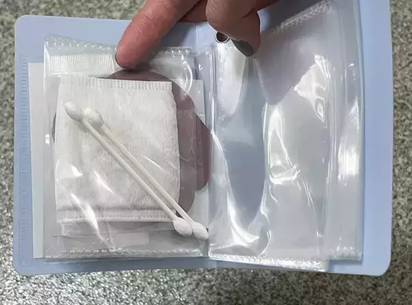 100均の『カードファイル』を旅行に！　「じゃない使い方」がパッキングに便利だった