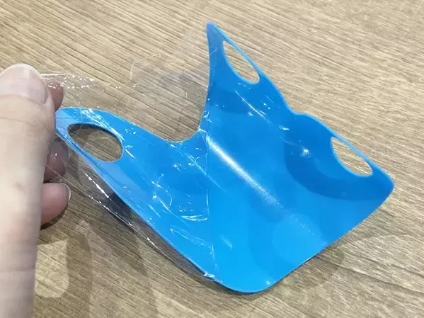 ビニール手袋が脱げる『あのイライラ』を解消！　ダイソーグッズに「こういうの探してた」