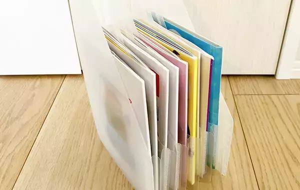 無印のファイルスタンドは、書類だけじゃない！　意外な使い方に「大正解！」