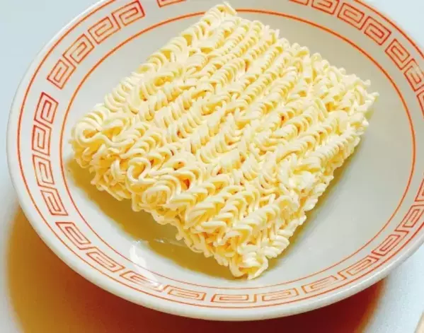 袋麺はもう鍋でゆでません！　どんぶりを使った調理法に「感動した」「洗い物が激減」【レンジ調理4選】