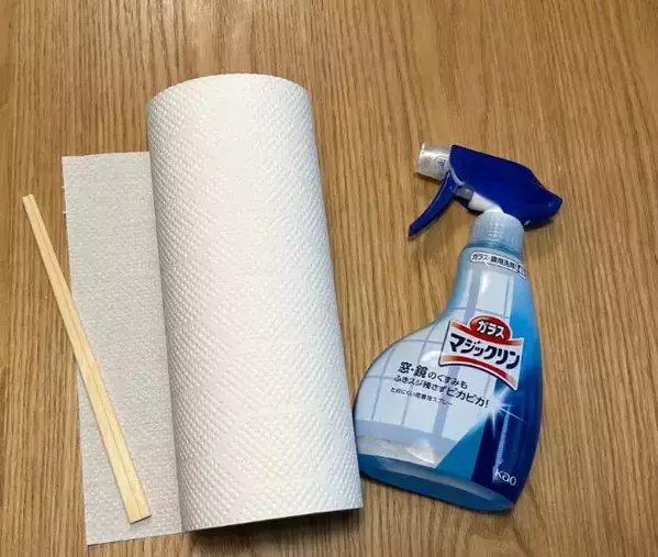 サッシの溝に割り箸、どう使う？　花王推奨の掃除術に「ごっそり取れた」