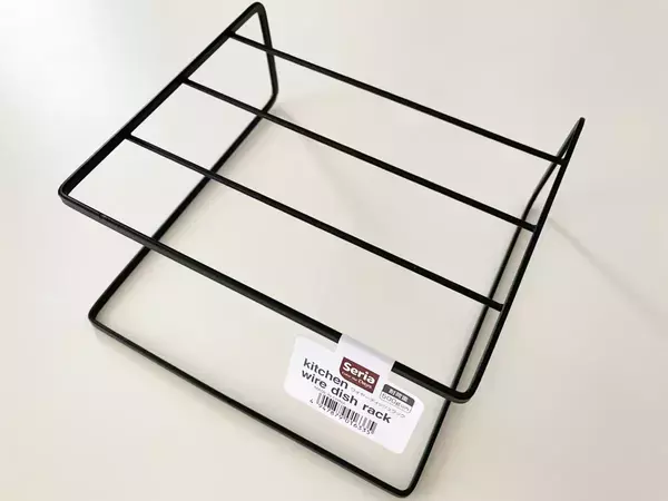 100均のディッシュラック、縦向きにすると？　意外な活用術に「やってよかった」