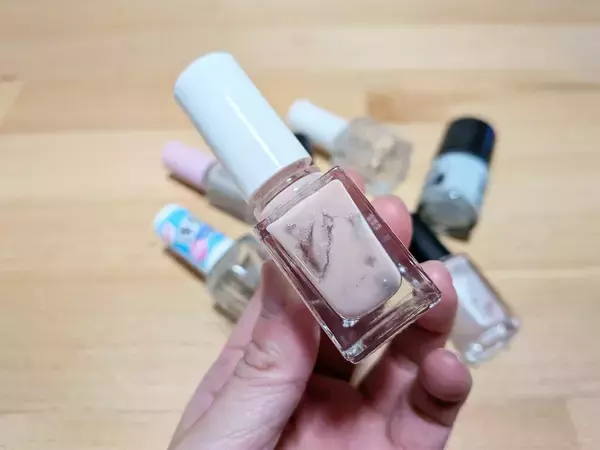 使い終わったマニキュア、燃えるごみ？燃えないごみ？　区役所に聞いた「正解」は…