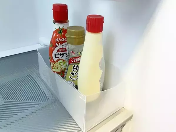 余ったクリアファイルに折り目をつけて？　『箱』を作ったら「100均いらず」かも！
