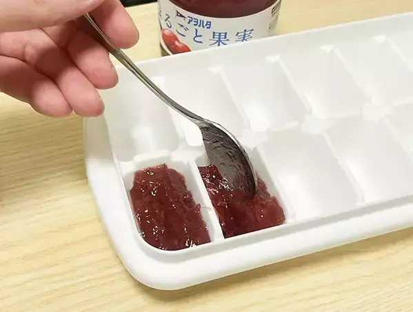 「ジャムは塗るもの」だと思ってない？　製氷皿に入れて凍らせると…