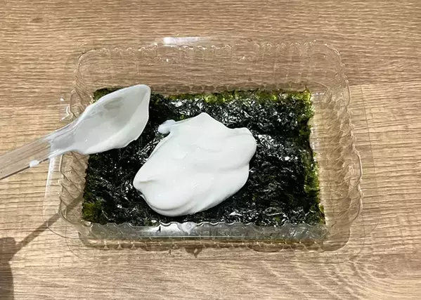 韓国海苔にご飯、ではなく？　意外な『白い食べ物』の正体に「本当に合うの？」