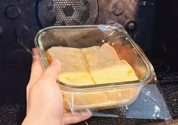 焼かなくていいとか最高！　レンチンで作るフレンチトーストに「フライパンで焼くより好きかも！」