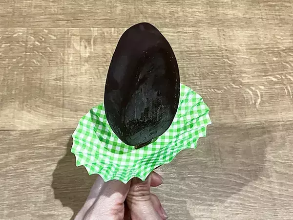 おかずカップは仕切りだけじゃない！　“アイスの棒”を差してみると「快適になった！」