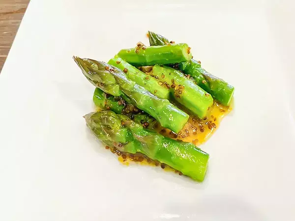 マヨつけるのちょっと待って！　旬のアスパラ、味つけに使うのは？