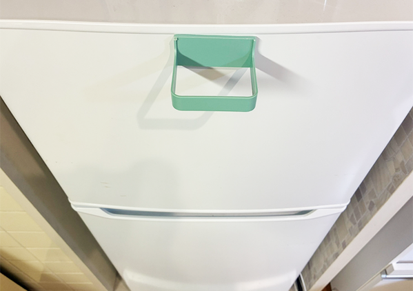 傘立てですが、傘には使いません　キッチン収納で役立つ裏ワザに「その手があったか」
