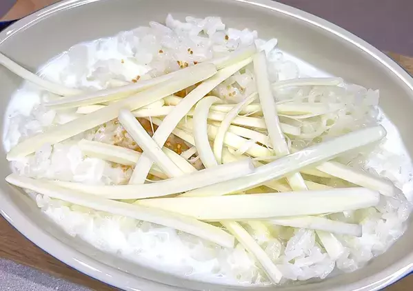 ご飯に『1本』混ぜてみて！　レンチン1分半で「食欲そそられる一皿」が完成