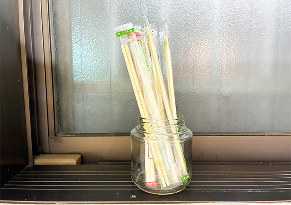コーヒーの空き瓶、捨てないでよかった！　3つの便利な活用法に「すっきり片づいた！」