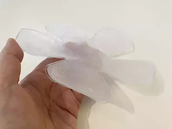 お花みたいな形の保冷剤、何に使う？　100均で見つけたアイテムに「こういうの助かる！」【セリア購入品】