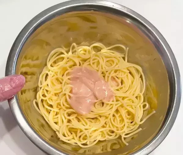 パスタはそのままお皿に盛りません　『お玉』の活用テクでごちそう感アップ！