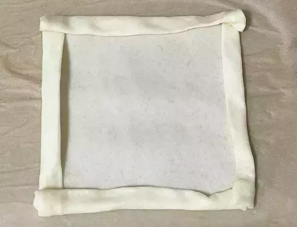 余った春巻きの皮、こうやって食べる　『2枚重ねて』焼いた結果に「絶対また作る」