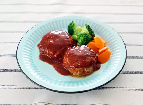 豆腐だけじゃなかった！　肉だけに頼らない「節約ハンバーグレシピ」【食のプロ3選】