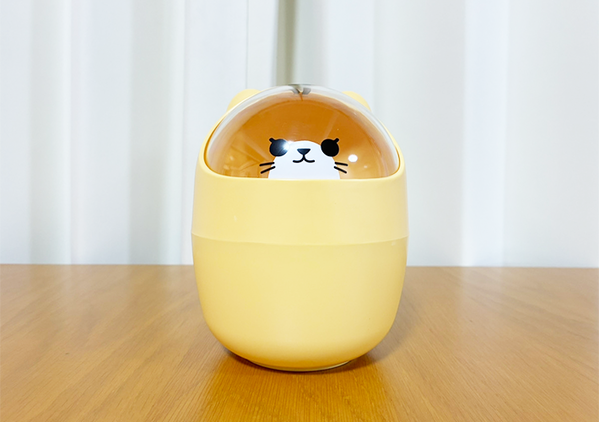ゴミ箱として使わないです　100均の『卓上用ゴミ箱』の便利な活用法に「これも正解な使い方！」