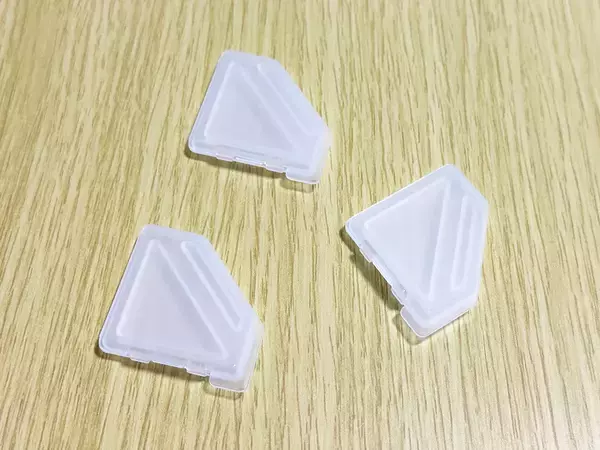 一度に使い切れない試供品　100均のアイテムを使うと？　「思った以上に便利」