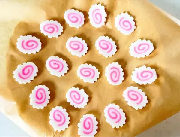 材料はたった1つ！　レンチン3分で完成“なると”料理【レシピ】