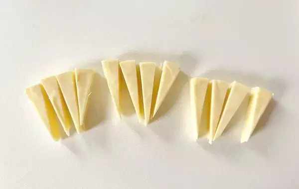 「6Pチーズ」を4等分にカットして…　できた簡単おかずに「もっと作ればよかったと後悔！」