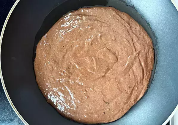 スーパーカップ、そのまま食べない！　ホットケーキミックスと混ぜて焼けば「しっとりケーキになった」
