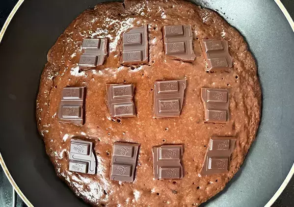 スーパーカップ、そのまま食べない！　ホットケーキミックスと混ぜて焼けば「しっとりケーキになった」