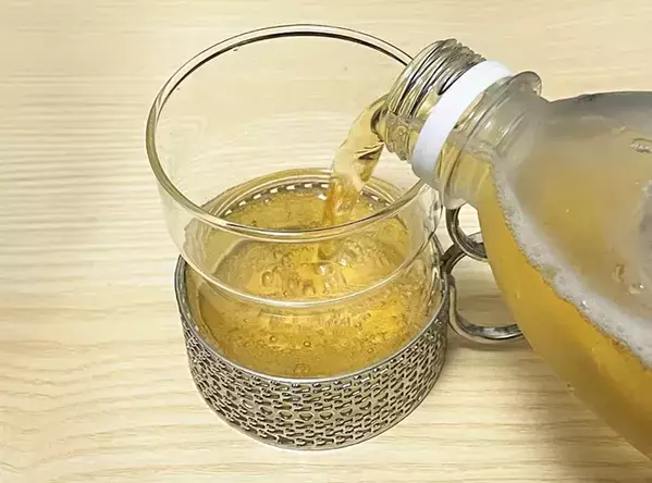 水出し紅茶を入れて4時間寝かせると…　炭酸水のアイディアに「毎日でも作りたくなる」「かなりスッキリ」