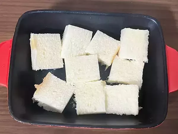 切った食パンにかけたのは？　余り物で作った『10分ごはん』を夫が絶賛！