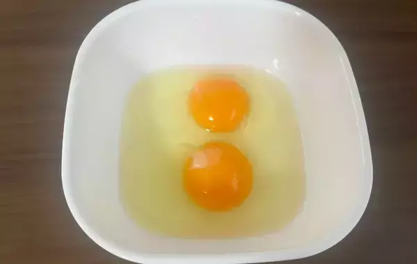 【調理10分】ほうれん草1袋ペロリ！　おひたしじゃない食べ方に「夫が絶賛」