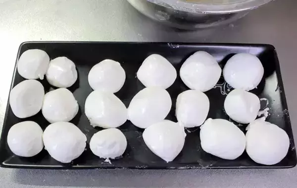 出番が少ない『たこ焼き器』は、こう使う！　食材4つの「絶品スイーツ」レシピ