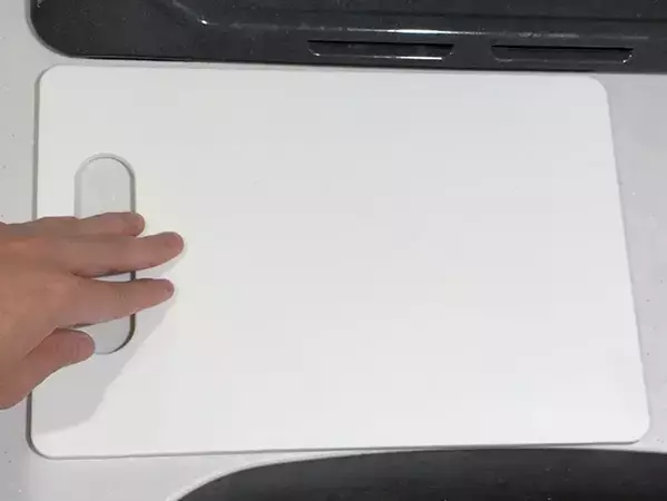 家にある『輪ゴム』だけでキッチンのストレスが激減！　3つの活用法に「もっと早く知りたかった」