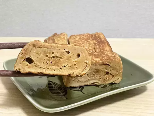玉子焼きに大さじ2杯加えるだけ　いつもより香ばしい焼き上がりに「また作る」「腹持ちがいい」