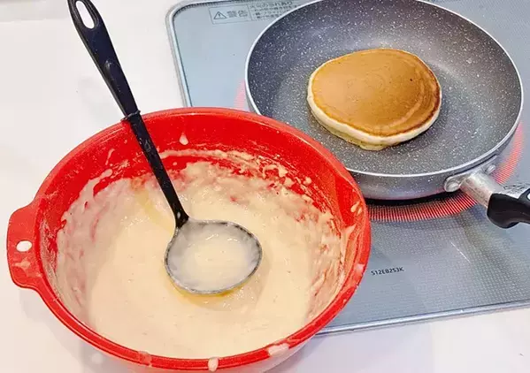 製氷皿に入れたのは？　意外な冷凍アイディアに「便利」「ストックしたい！」
