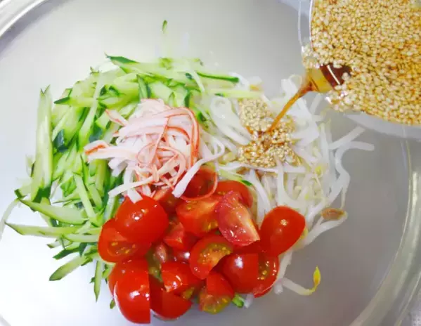 15分で作れる「夏向け節約おかず」　モヤシ半袋をレンチンして…
