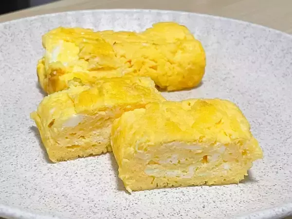 じゅわっと甘い玉子焼き　大さじ2杯加えた『調味料』に「バシッと味が決まる」「ふっくら食感」